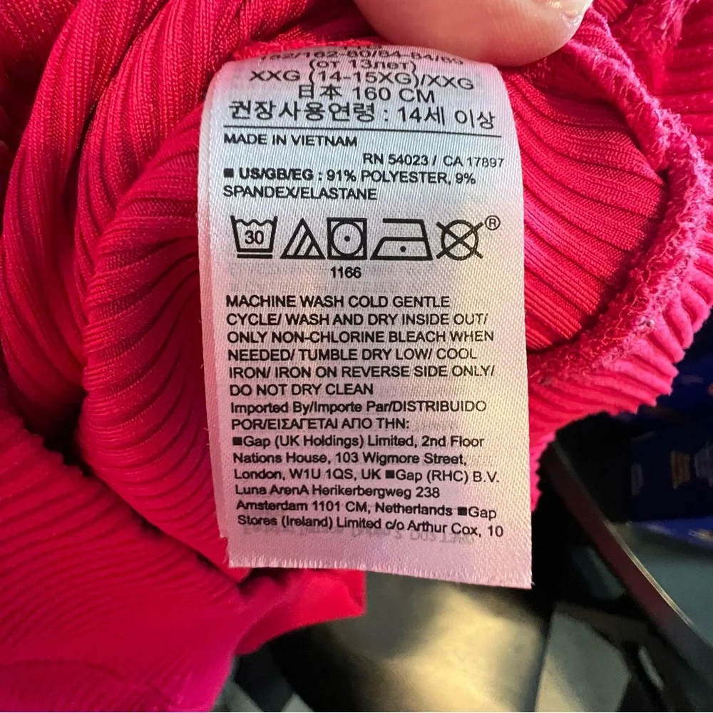 Girls Gap Kids Long Sleeve Top‎ Size XXL (14-16) Bright Pink Ribbed